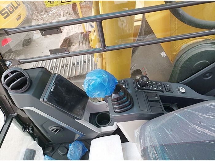SDLG E6215F Crawler Excavator