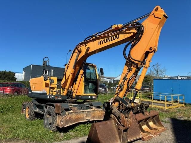 2010 Hyundai R140W-9 Wheel Excavator