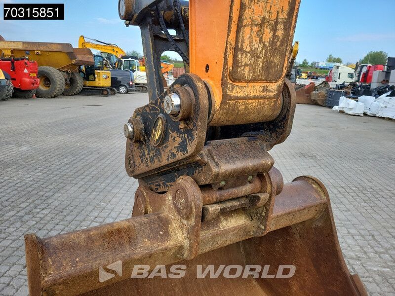 2020 Doosan DX225LC-5 Crawler Excavator