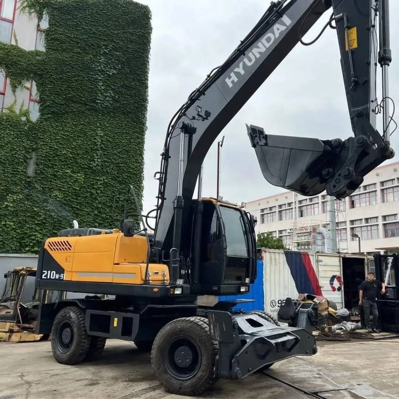 2023 Hyundai R210W-9T Wheel Excavator