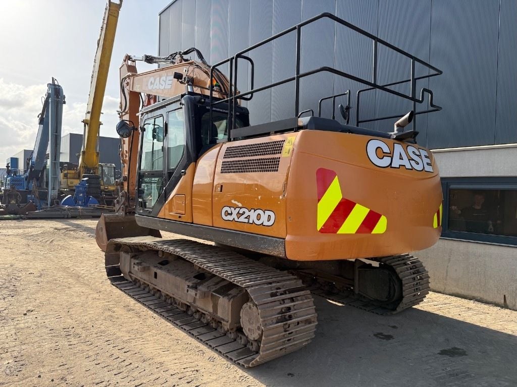 2019 CASE CX210D Crawler Excavator