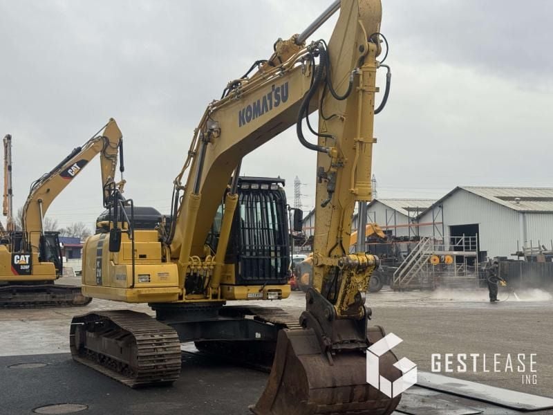2018 Komatsu PC210LC-11 Crawler Excavator