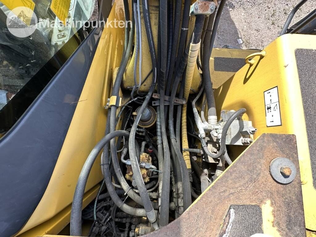 2007 Komatsu PW140-7 Wheel Excavator