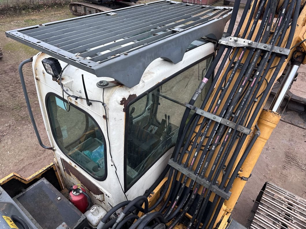 2011 Liebherr R900C LITRONIC Crawler Excavator