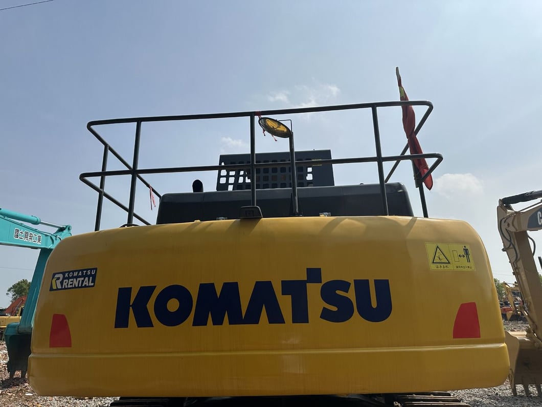 Komatsu PC450-7 Crawler Excavator