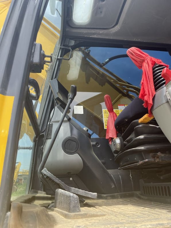 2023 Komatsu PC350-8 Crawler Excavator