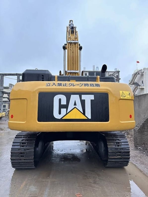2023 Caterpillar 330D Crawler Excavator
