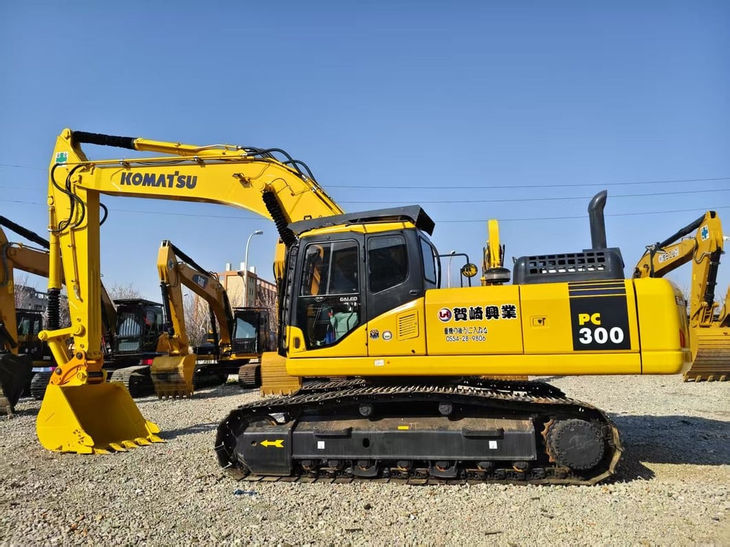 2023 Komatsu PC300 Crawler Excavator