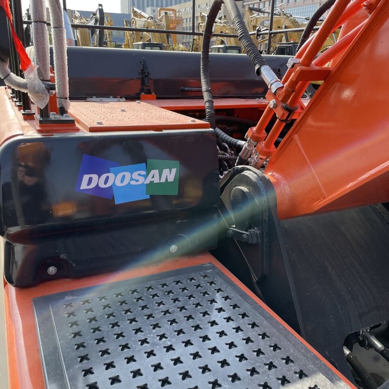 Doosan DX300 Crawler Excavator