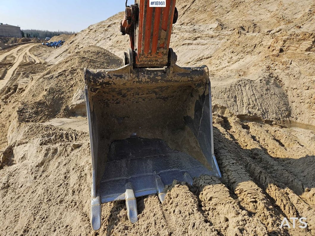 2020 Hitachi ZX300LCN-6 Crawler Excavator