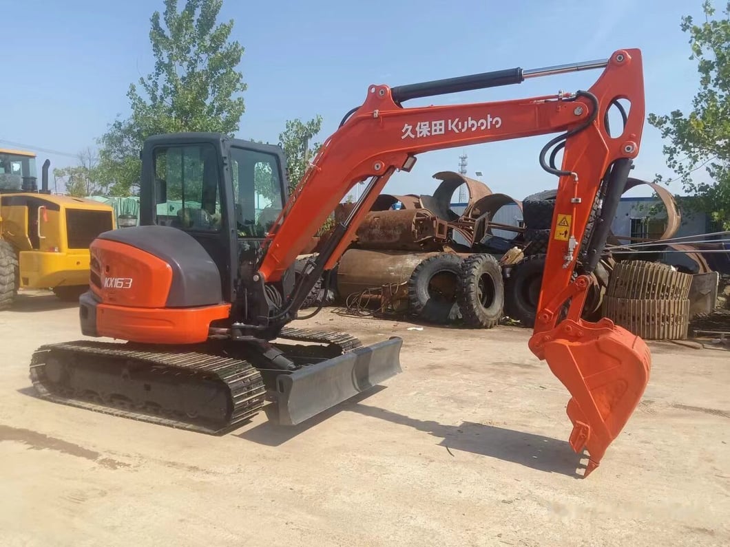 2022 Kubota KX163 Mini Excavator