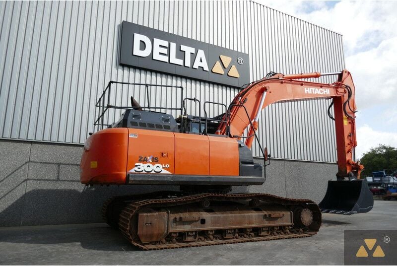 2019 Hitachi ZX300LC-6 Crawler Excavator