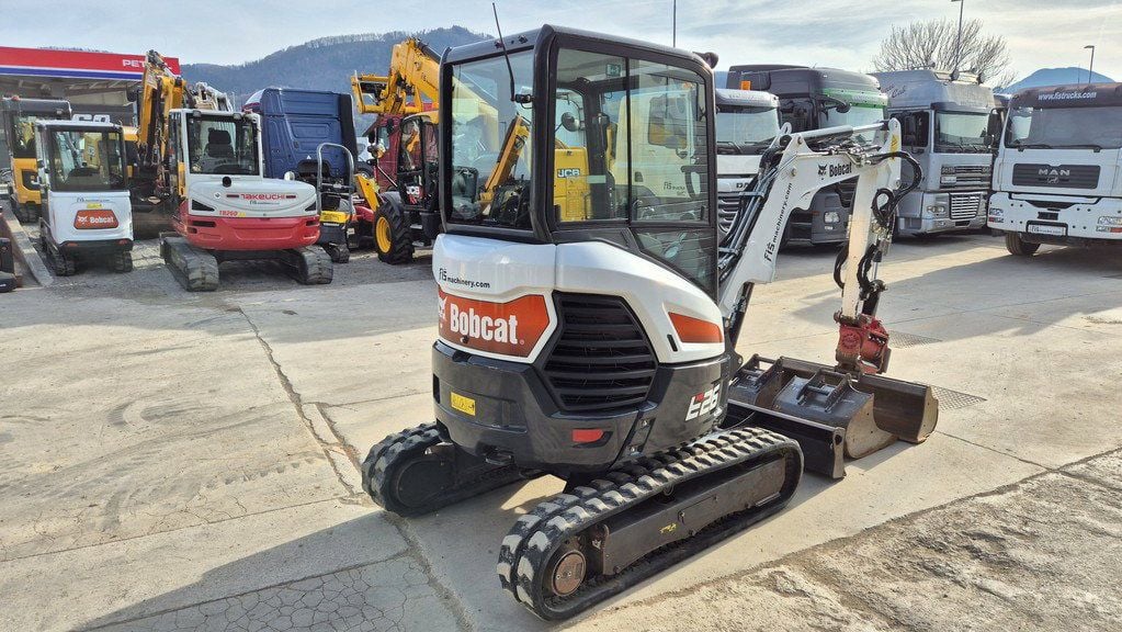 2020 Bobcat E26 Mini Excavator