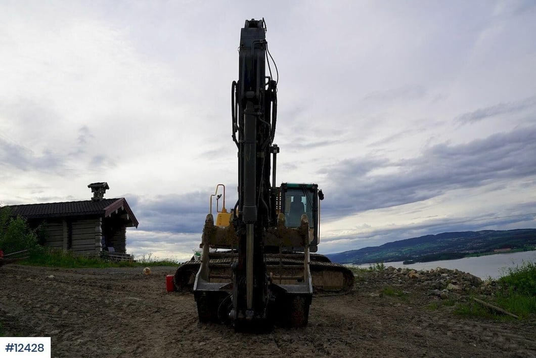 2008 Volvo EC240CL Crawler Excavator