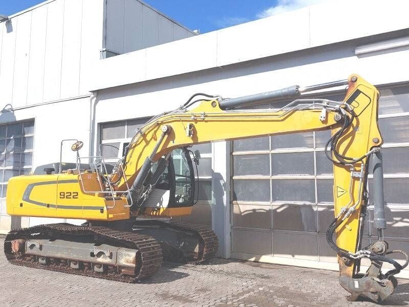 2017 Liebherr R922 SLC Crawler Excavator