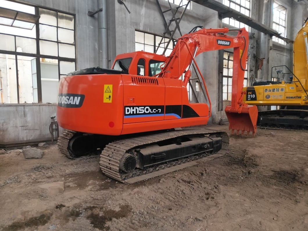 Doosan DH150LC-7 Crawler Excavator