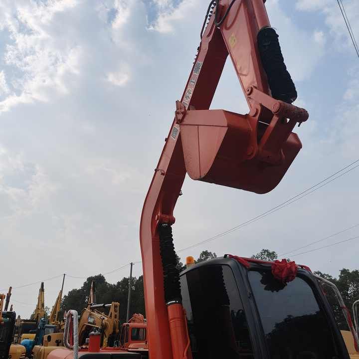 Hitachi ZX70 Crawler Excavator