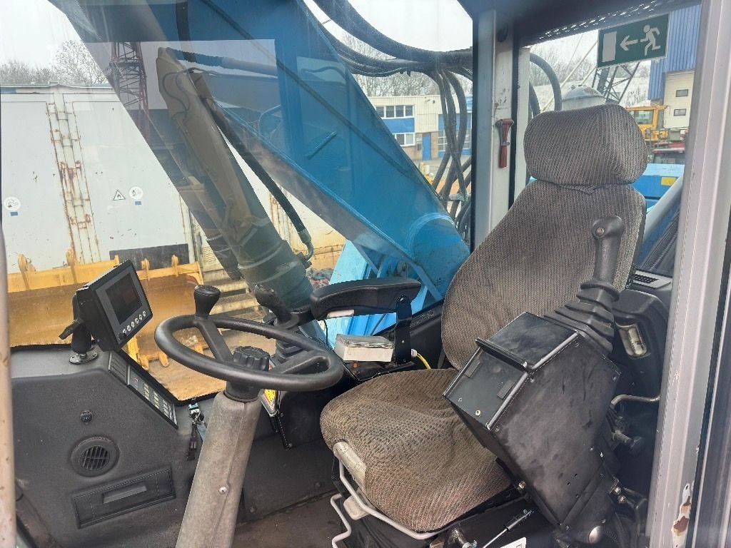 2011 Fuchs MHL335 Material Handler