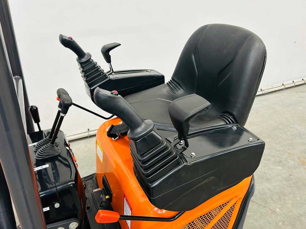 2025 Kubota CRE120 Mini Excavator