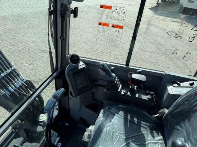 2025 Zoomlion ZE27GU Mini Excavator