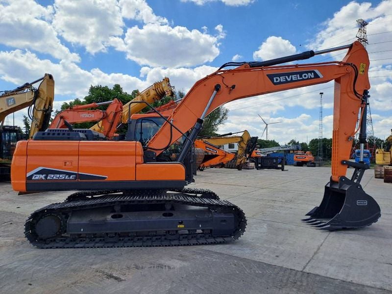 2025 Doosan DX225LC-7 Crawler Excavator