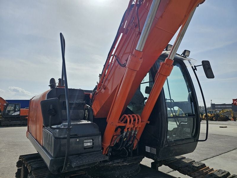 2014 Hitachi ZX160LC-5B Crawler Excavator