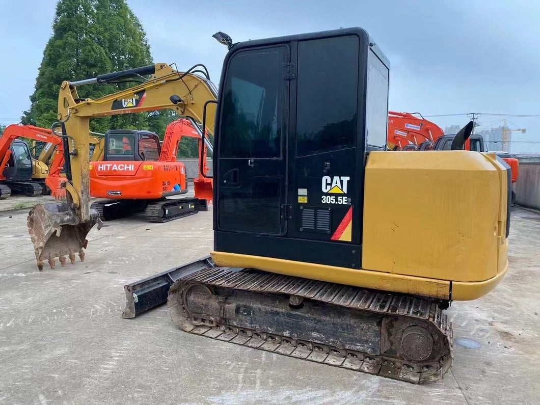 2022 Caterpillar 305.5E