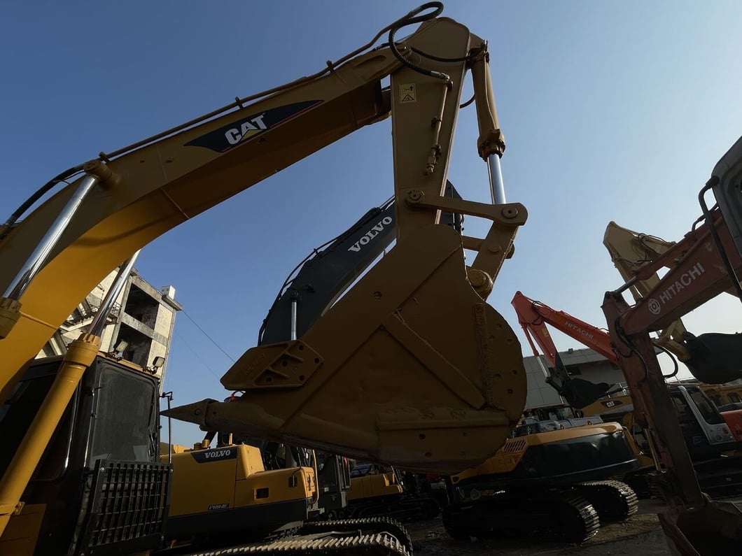 2010 Caterpillar 325BL Crawler Excavator