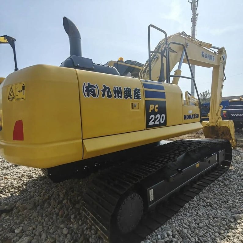 2023 Komatsu PC220-8 Crawler Excavator