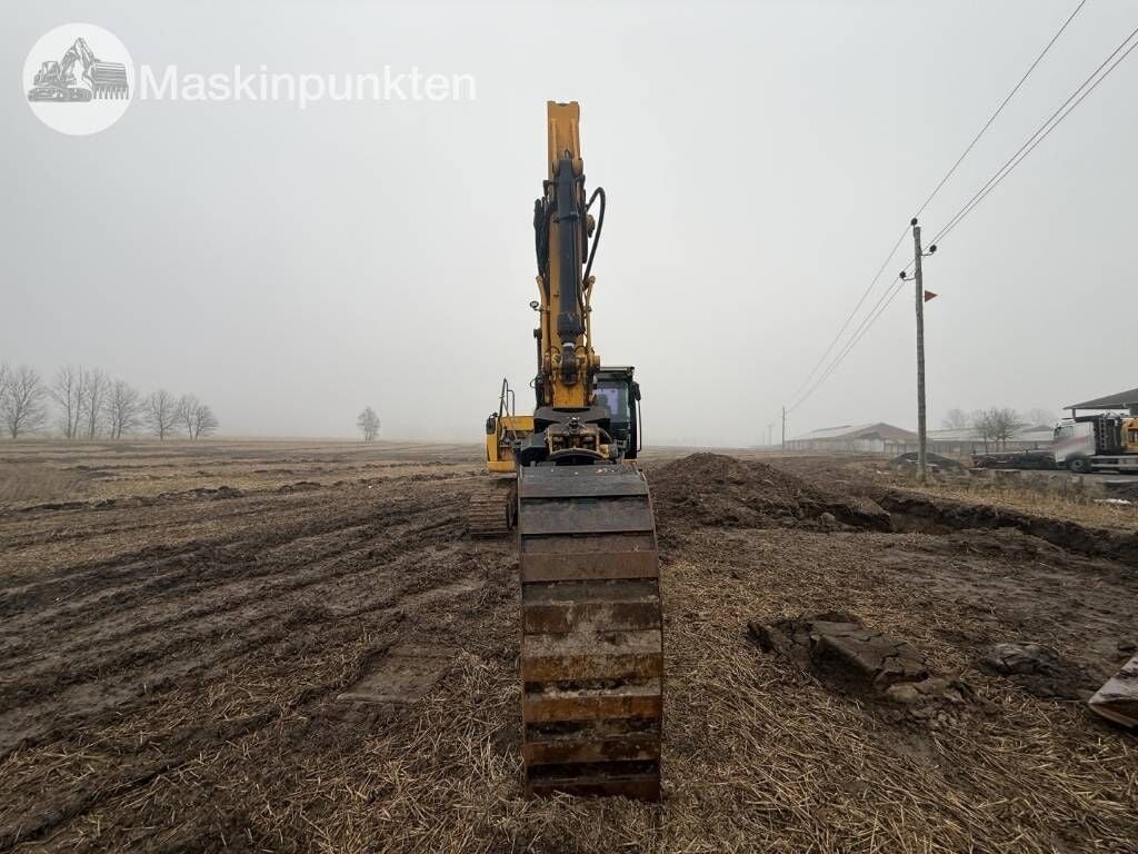 2012 JCB JZ235LC Crawler Excavator