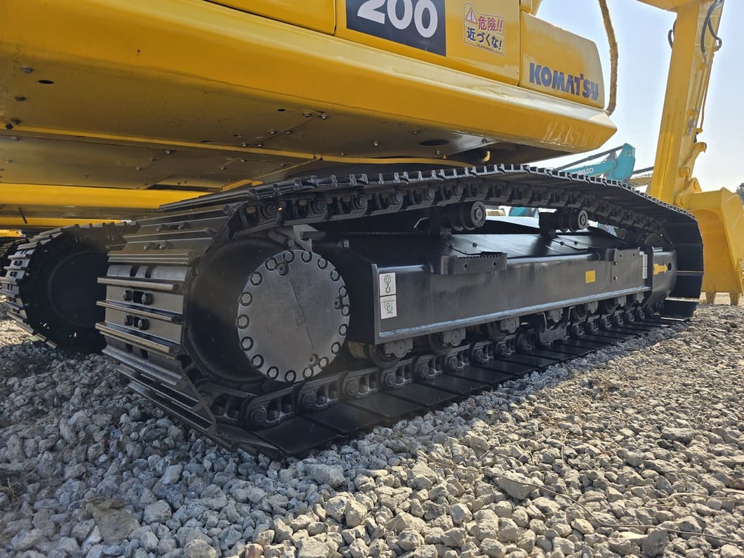2024 Komatsu PC200-8 Crawler Excavator