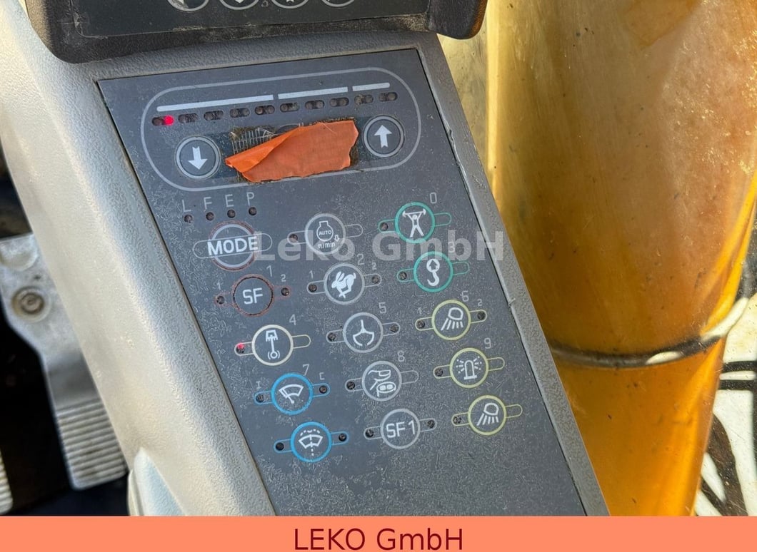 2003 Liebherr R 904 HDSL Crawler Excavator