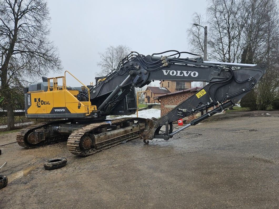 2016 Volvo EC380EHR Demolition Excavator
