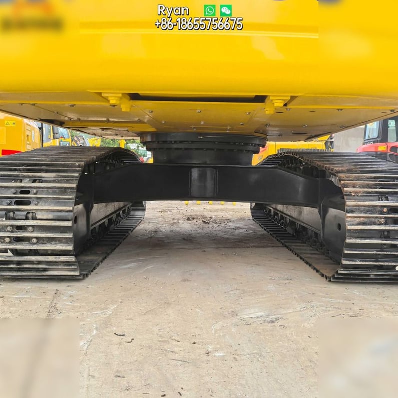 2022 Komatsu PC200-8 Crawler Excavator