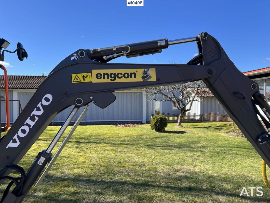 2025 Volvo ECR25D Mini Excavator
