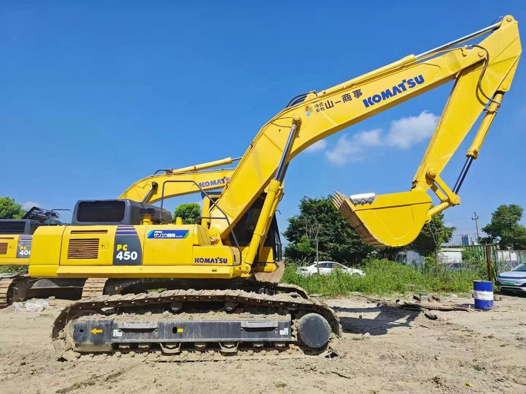 2023 Komatsu PC400-7 Crawler Excavator