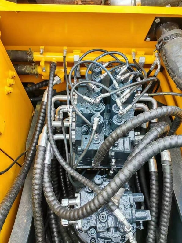 2023 Hyundai HX220 Crawler Excavator