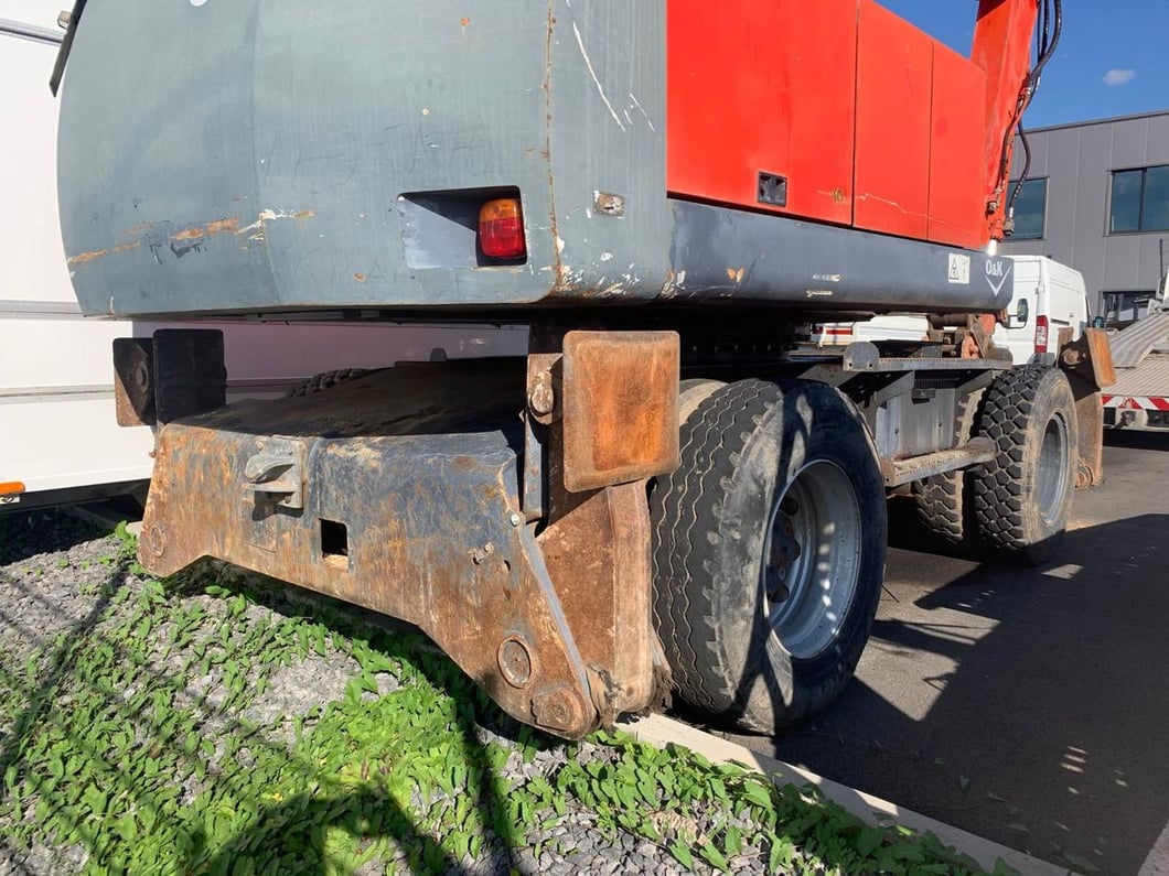 2001 O&K MH 5.5 Wheel Excavator