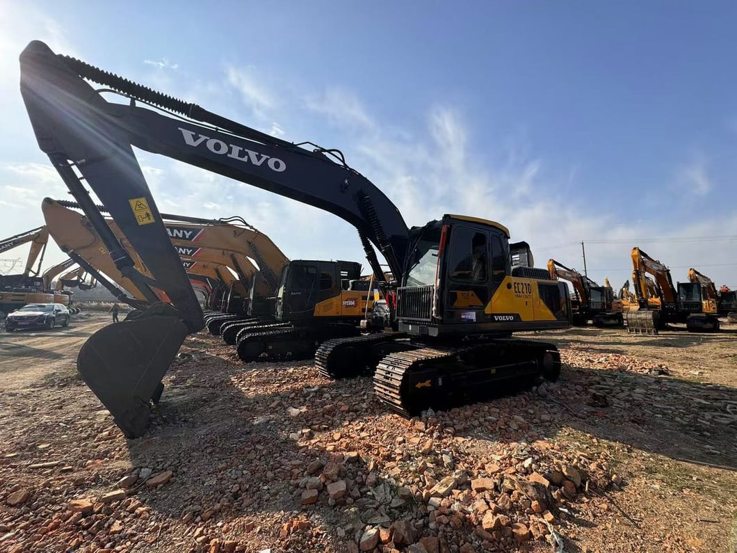 2024 Volvo EC210 Pelle sur chenilles