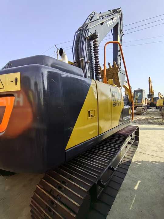 2023 Volvo EC140 Crawler Excavator