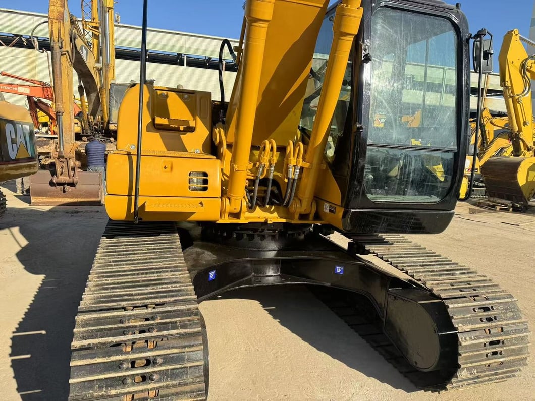 2019 Caterpillar 320CL Crawler Excavator