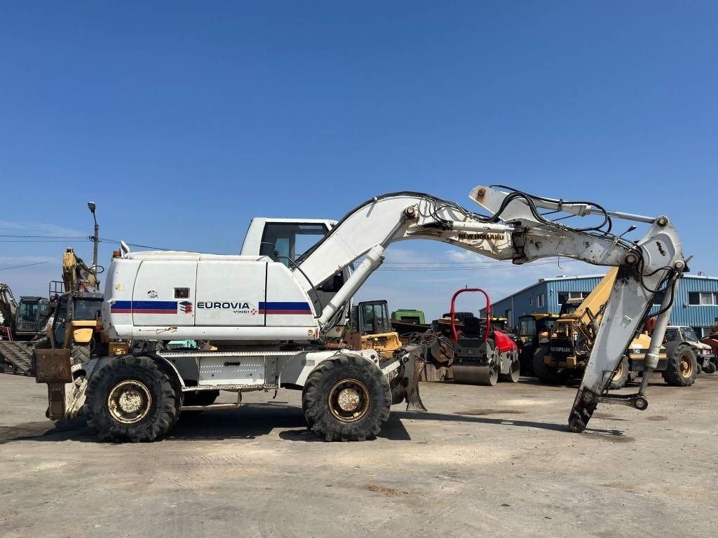 2008 New Holland MH-PLUS Wheel Excavator