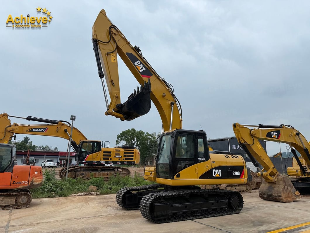 2025 Caterpillar 320D Crawler Excavator