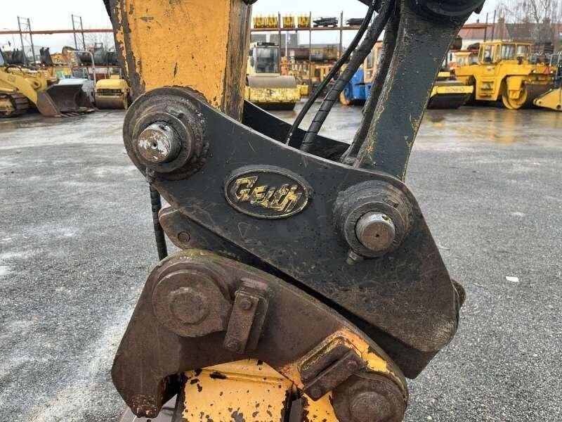 2010 Hyundai R140LC-9 Crawler Excavator