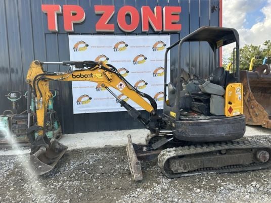 2016 Bobcat E26 Mini Excavator