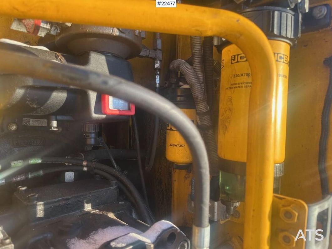 2016 JCB JZ140LC Crawler Excavator