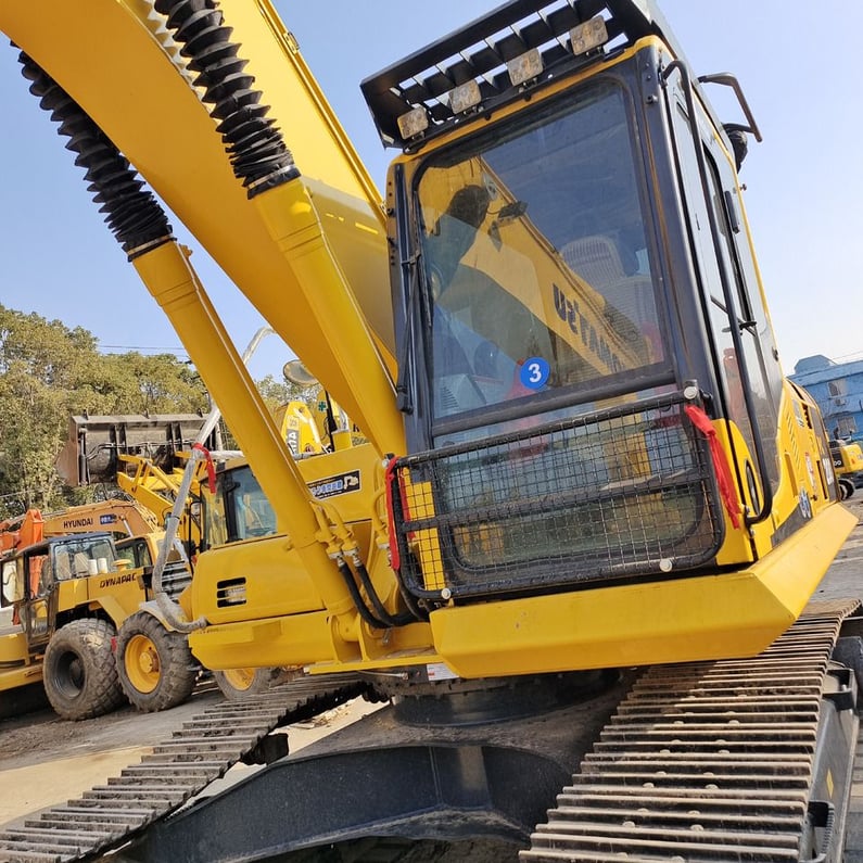 2023 Komatsu PC200-8 Crawler Excavator