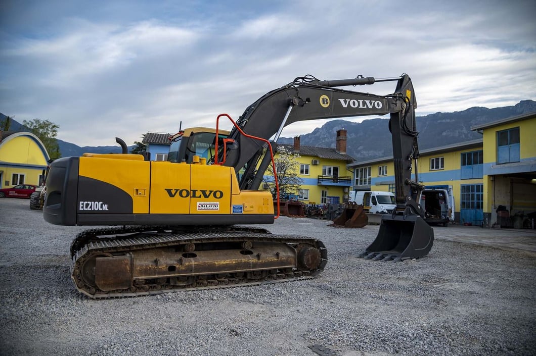2009 Volvo EC210CNL Crawler Excavator