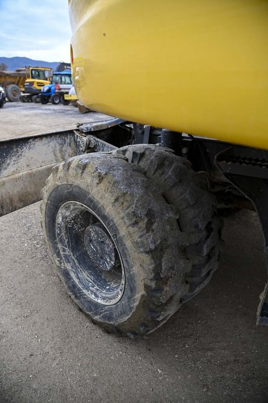 2018 Komatsu PW148-10 Wheel Excavator