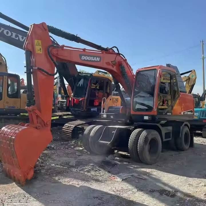 2023 Doosan DX150W-9C Wheel Excavator